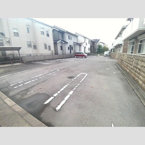 駐車場 (駐輪場)