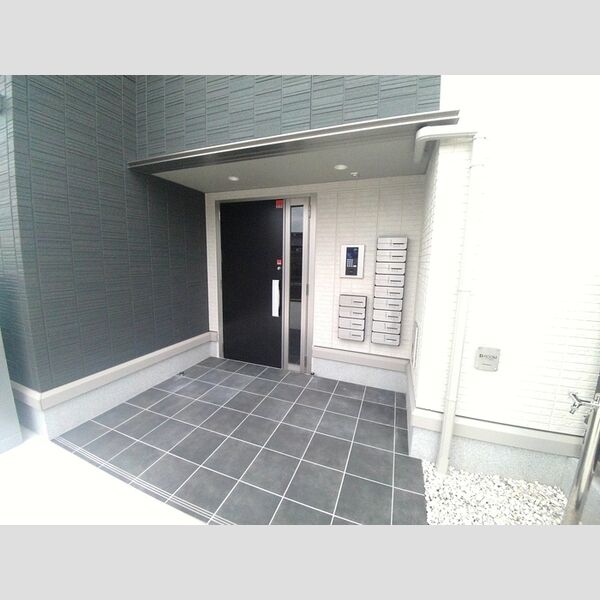 エントランス (エントランス)