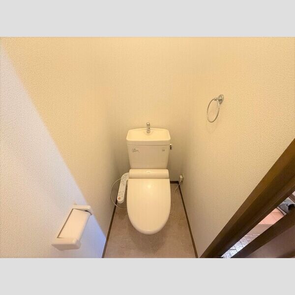 トイレ (温水洗浄暖房便座)