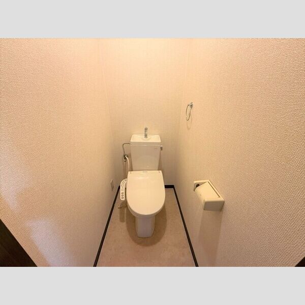 トイレ (温水洗浄暖房便座)