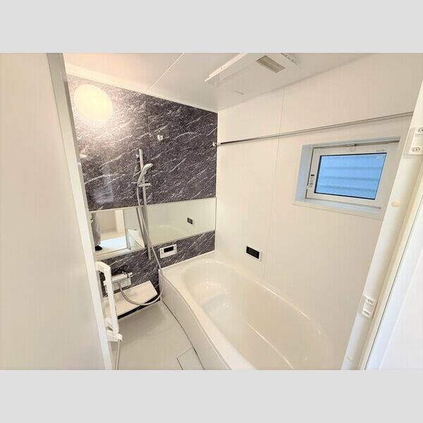 バス (浴室)
