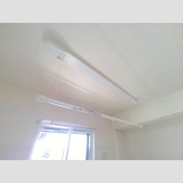 その他 (室内物干)