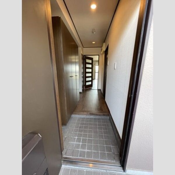 玄関 (玄関)