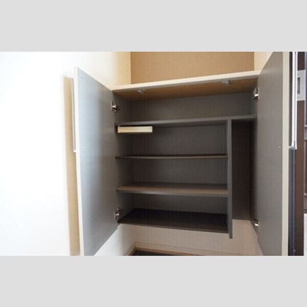 玄関 (シューズボックス)