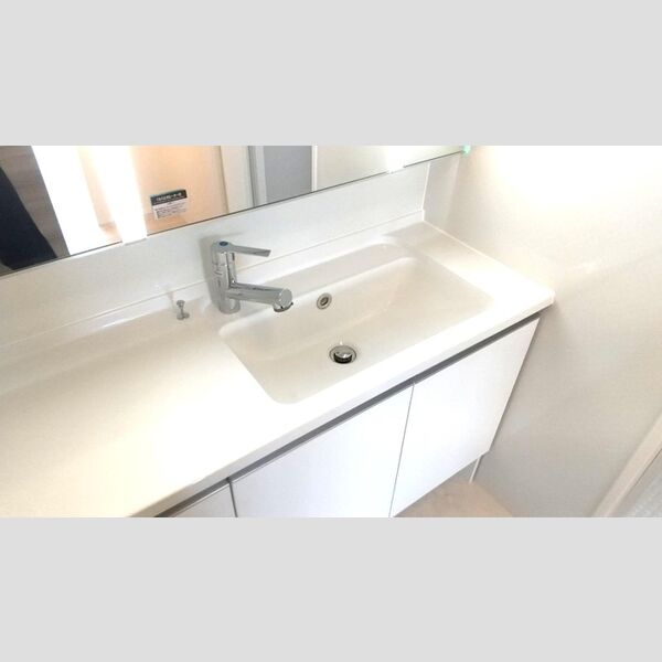 洗面所 (洗髪洗面化粧台)