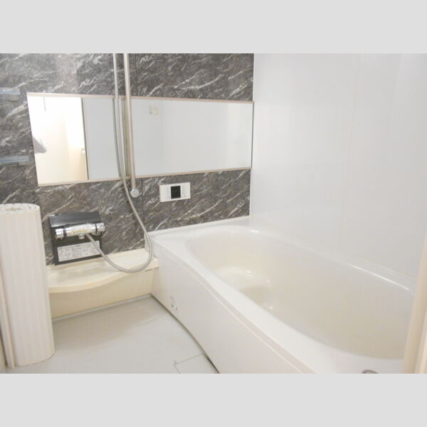 バス (浴室)