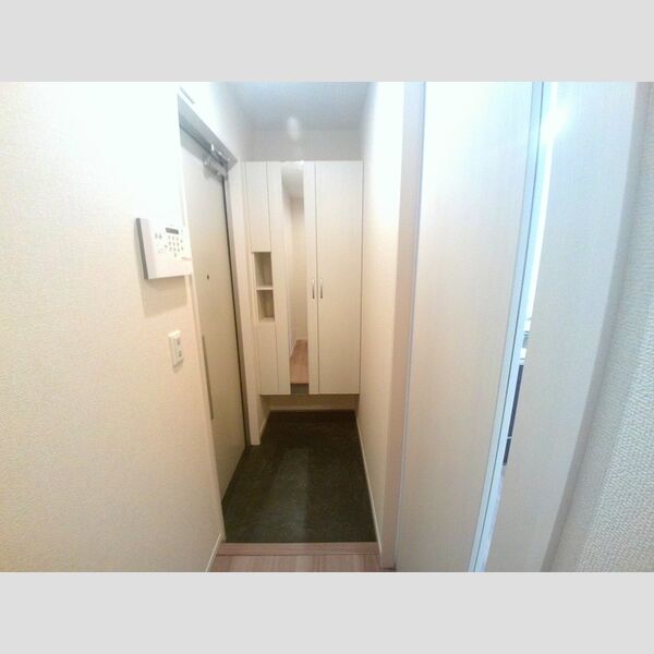 玄関 (玄関)