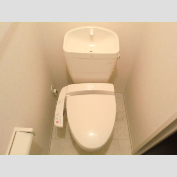 トイレ (温水洗浄暖房便座)