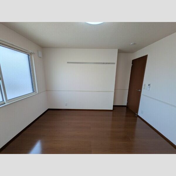 その他 (北側洋室)