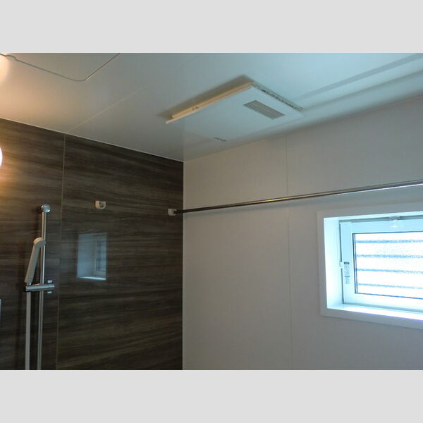 バス (浴室換気乾燥機)