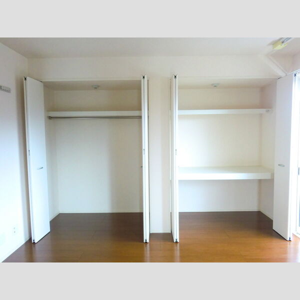 収納 (クローゼット・物入)