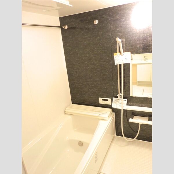 バス (浴室換気乾燥機付き浴室)