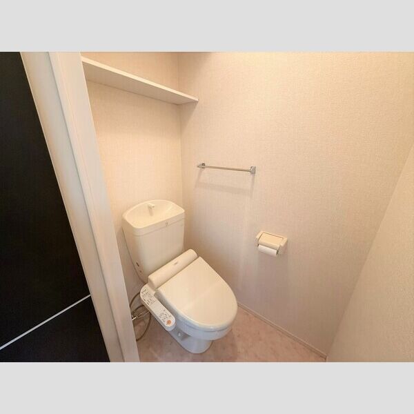 トイレ (温水洗浄暖房便座)