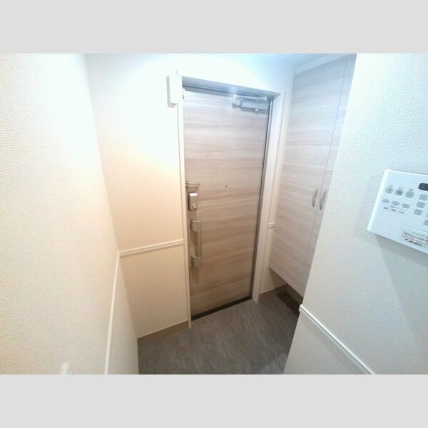 玄関 (玄関)