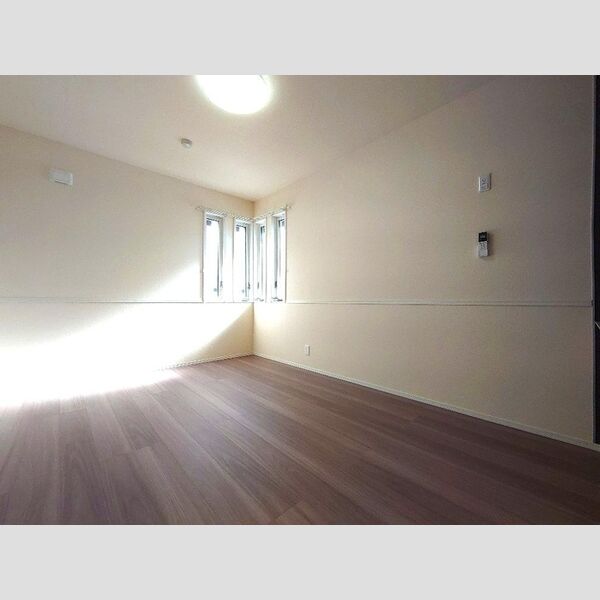 その他 (洋室(南側))