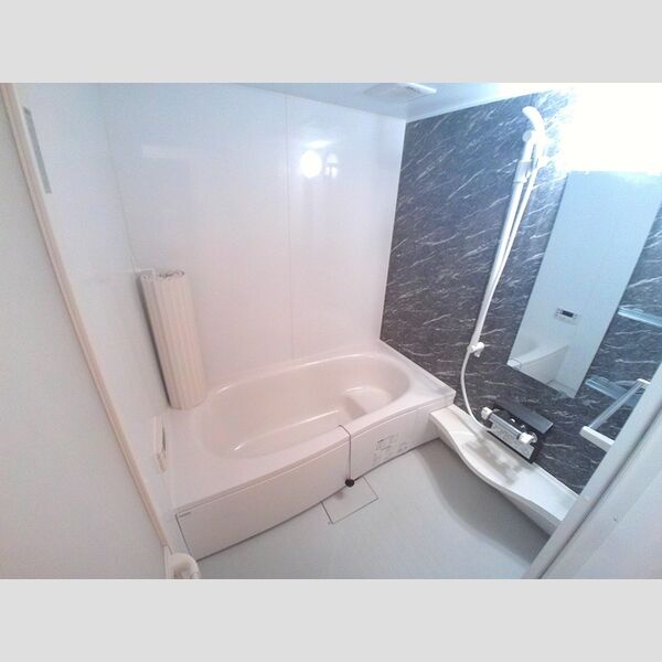 バス (浴室換気乾燥機付き浴室)