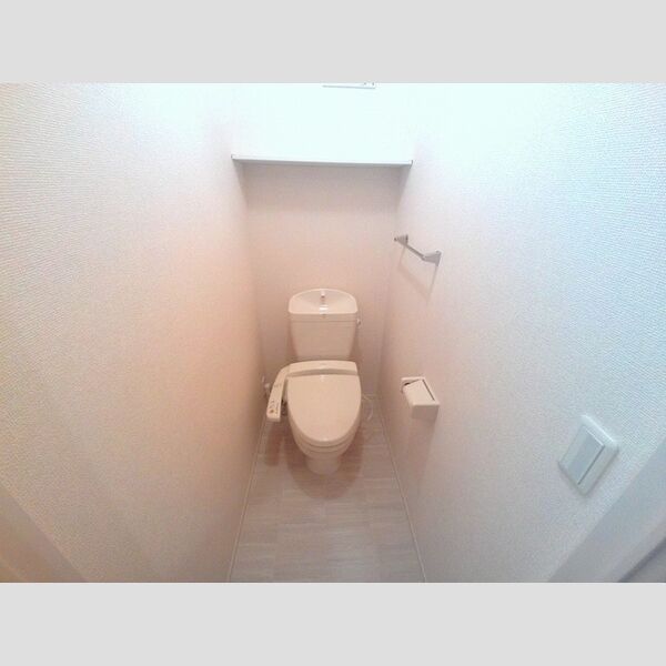 トイレ (温水洗浄暖房便座)