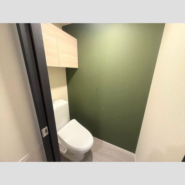 トイレ (温水洗浄暖房便座)