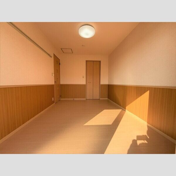 その他 (東側洋室)