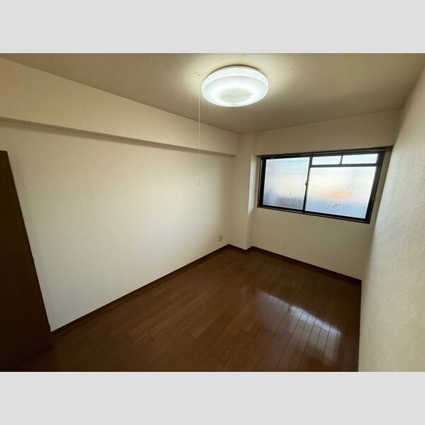 その他 (北側洋室)