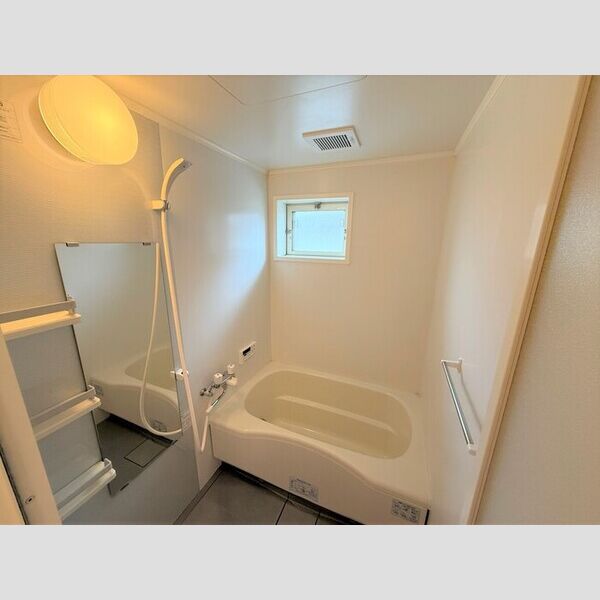 バス (浴室)