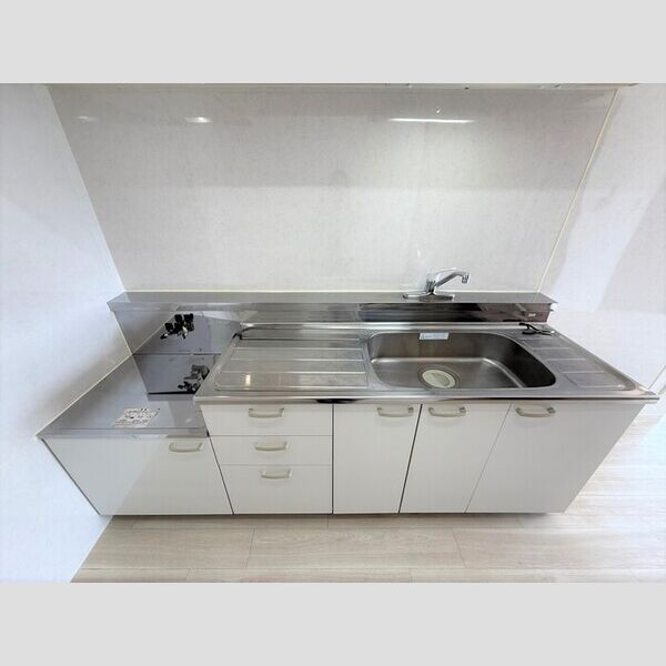 キッチン (キッチン)