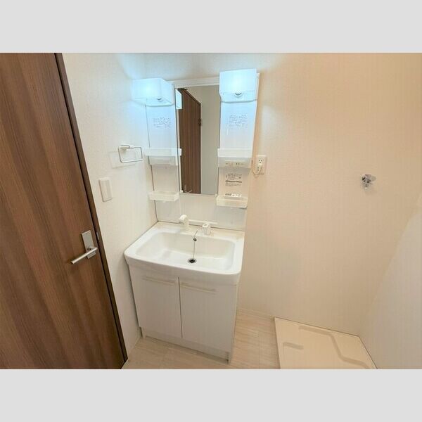 洗面所 (洗髪洗面化粧台)