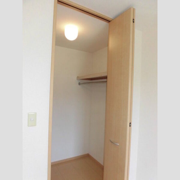 収納 (ウォークインクローゼット)