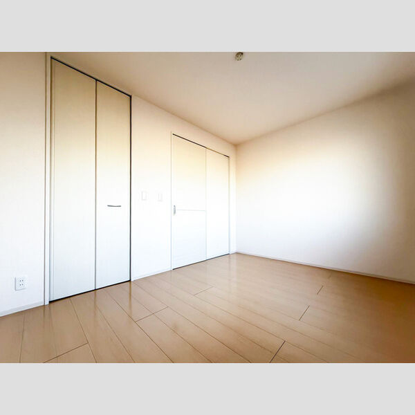 その他 (洋室)