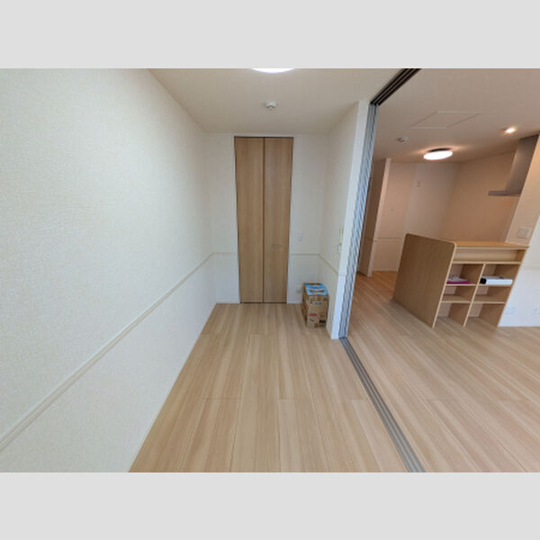 その他 (洋室)