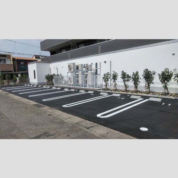 駐車場 (駐車場)