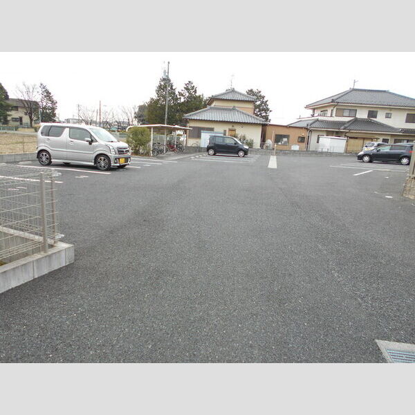 駐車場 (駐車場)