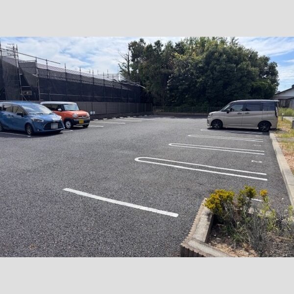 駐車場 (駐車場)