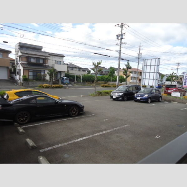 駐車場 (駐車場)