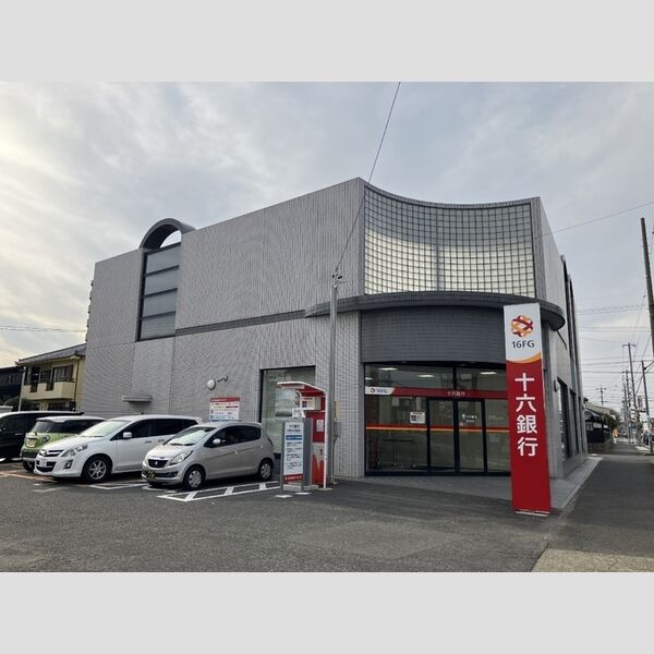 現地周辺 (十六銀行勝川支店(649m))