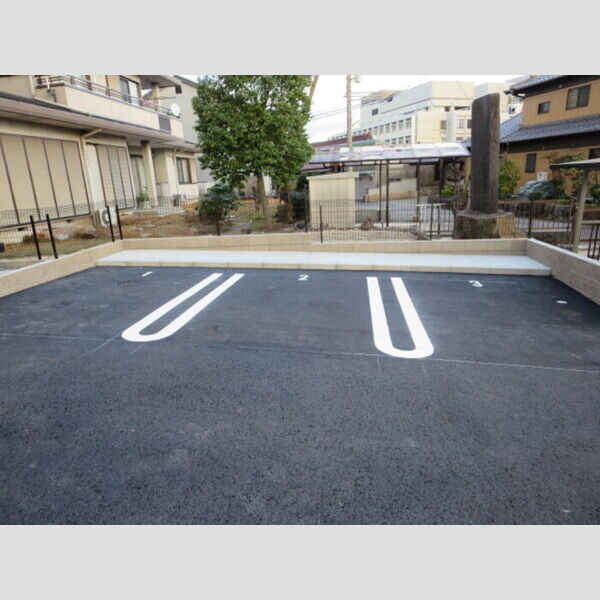 駐車場 (駐車場)