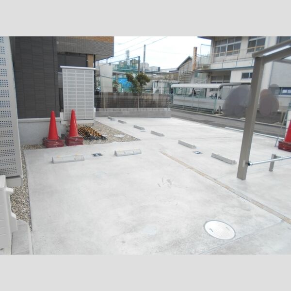 駐車場 (駐車場)