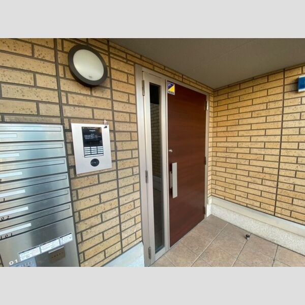 エントランス (エントランス)