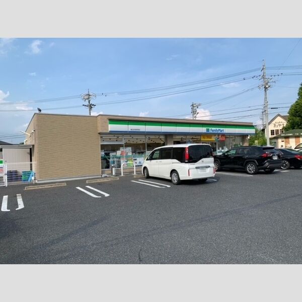 現地周辺 (ファミリーマート春日井宮町西店879m)