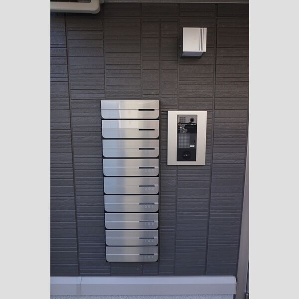 現地周辺 (郵便ポスト)