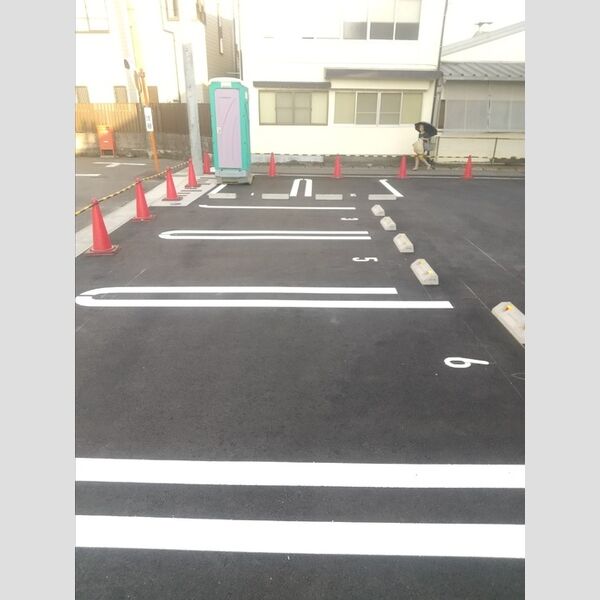 駐車場 (駐車場)