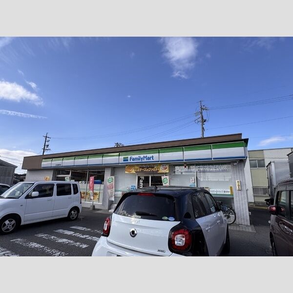 現地周辺 (ファミリーマート小牧西島町店488m)