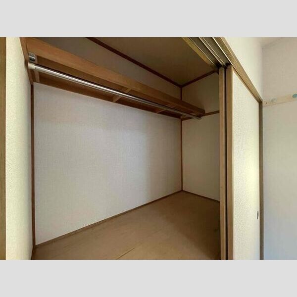 収納 (物入)