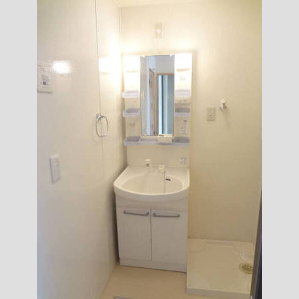 洗面所 (洗髪洗面化粧台)