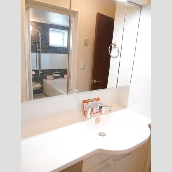 洗面所 (ワイド洗面)