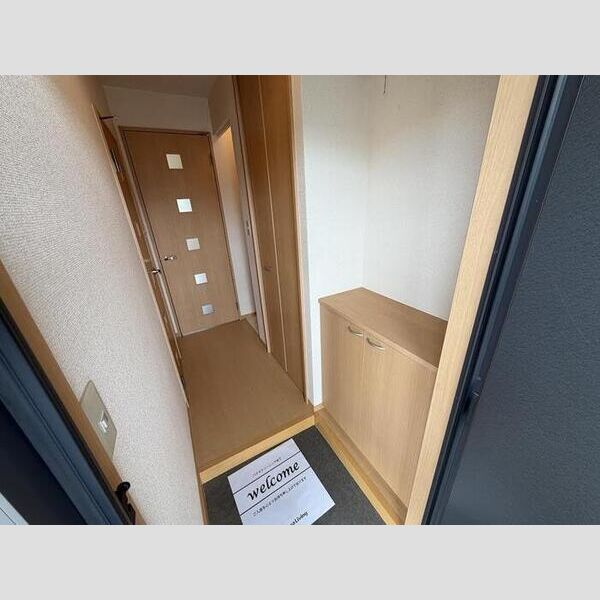玄関 (玄関)