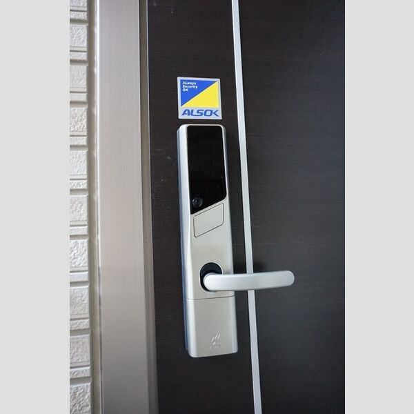 玄関 (ICカードキー)