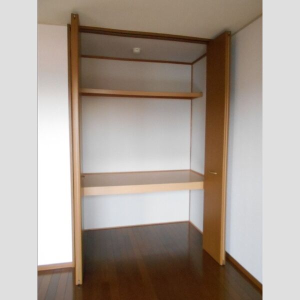 収納 (クローゼット)