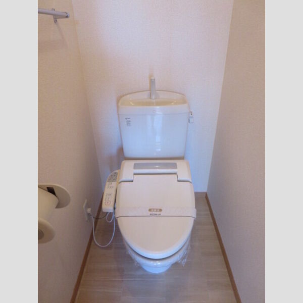 トイレ (温水洗浄暖房便座付トイレ)