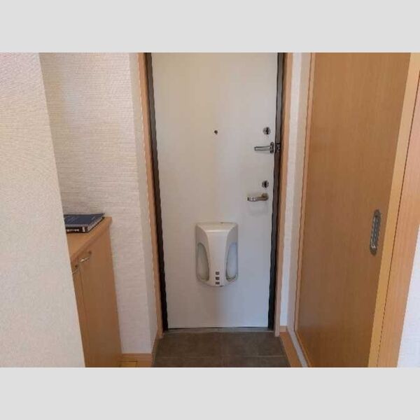 玄関 (玄関)